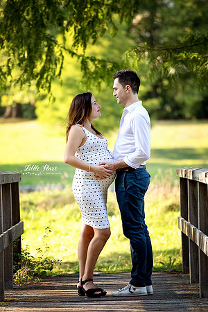Maternity photographer