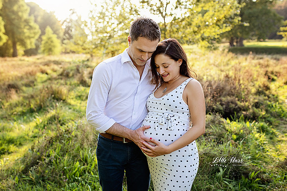Maternity photographer